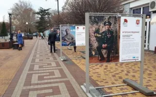 «Герои России, какими их не видел никто»: в Симферополе открылась выставка, посвящённая ветеранам