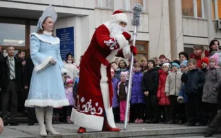 Гагаринский район зажёг новогоднюю ёлку