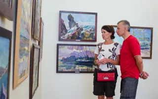 Выставка мариниста Алексея Петрухина открылась в музее