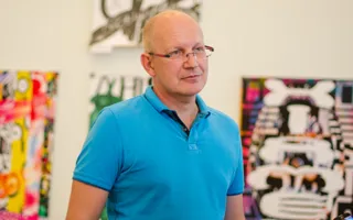 Выставка дизайнера Юрия Гулитова открылась в Севастопольском музее