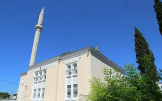 К Овсянникову обратились с просьбой построить на мусульманском кладбище здание для обрядов