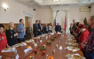 Севастопольские депутаты поздравили ветеранов с Новым годом