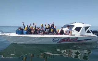 62-летняя жительница Лондона переплыла Керченский пролив (фото)