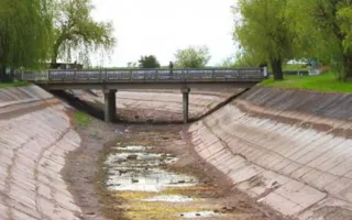 Жители Армянска выйдут на пикет против «ржавой воды»