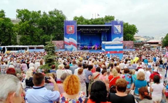 С Днем города Севастополь поздравят «Мираж» и «Дискотека авария» (программа)