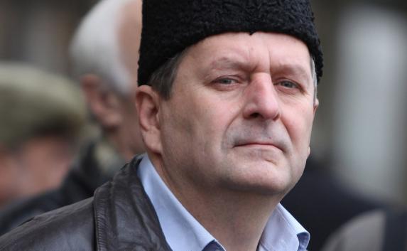 Зампреда крымско-татарского меджлиса Чийгоза приговорили к 8 годам заключения