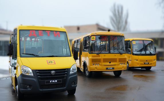 Отдалённые районы Севастополя обеспечат школьными автобусами