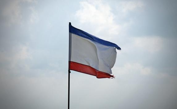 Флаг Крыма поднимут над Антарктидой во время экспедиции 