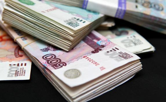 Сотрудникам двух предприятий в Евпатории задолжали более 3 млн рублей