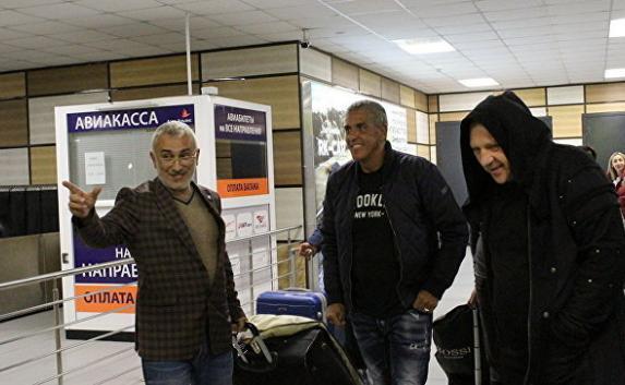 Звезда фильма «Такси» Сами Насери прилетел в Крым (фото)