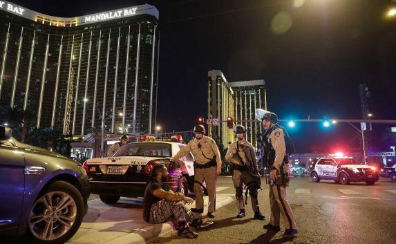 В Лас-Вегасе мужчина расстрелял толпу людей: 50 человек погибли (фото, видео)