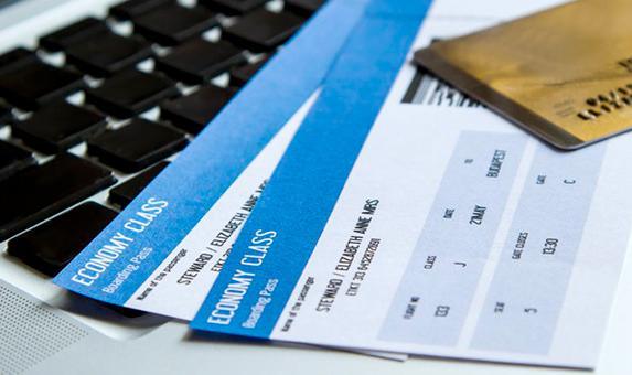 Минтранс хочет лишить права продавать билеты проблемные авиакомпании 