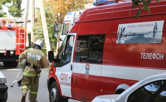 При пожаре в Севастополе эвакуировали 17 человек