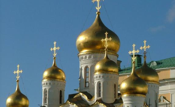 Россияне больше доверяют церкви, чем банкам 