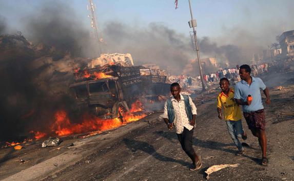 Двойной теракт в Сомали: число погибших выросло до 189 человек