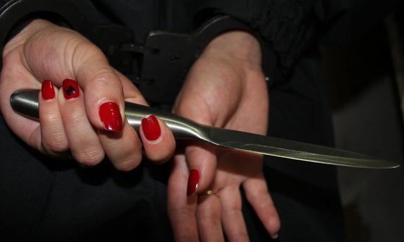 В Севастополе пьяная женщина напала на полицейского и отделалась условным сроком