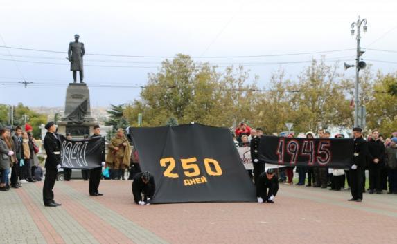 Севастополь отпраздновал годовщину начала Второй Героической обороны города (фото)