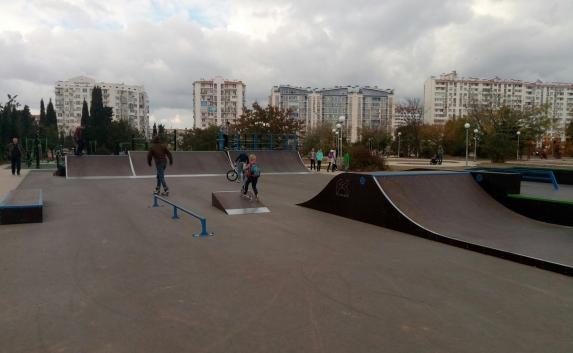 В «Динопарке» открылся первый севастопольский скейт-парк (фото, видео)