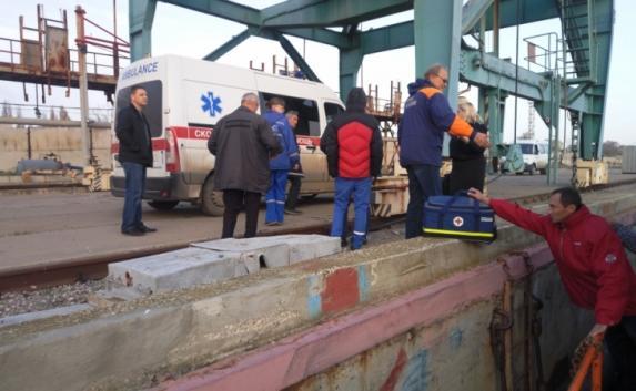 С судна у крымского побережья спасли капитана с инфарктом (фото)