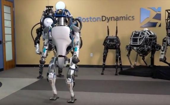 Виртуозное сальто робота и новые высоты биткоина: новости технологий (фото, видео)