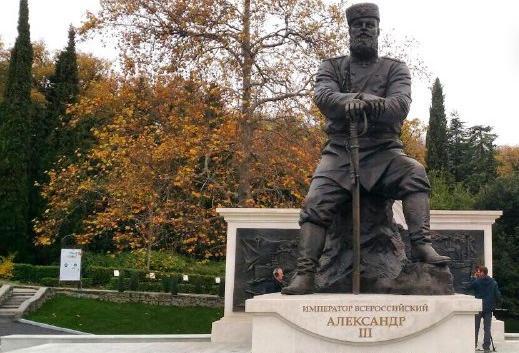 Владимир Путин откроет памятник Александру III в Ливадии (фото)