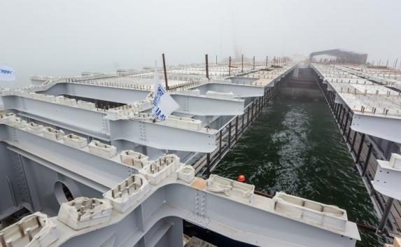 Строители Крымского моста закончили монтаж морского пролёта (фото, видео)