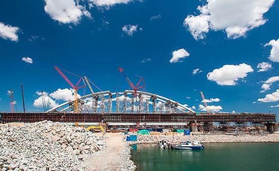 Сроки завершения строительства автодороги к Крымскому мосту снова перенесли