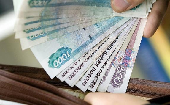 Прокуратура заставила директора спортклуба в Ленинском районе выплатить сотрудникам 620 000 рублей 