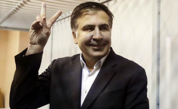 «Первая моя цель — поесть», — Саакашвили освободили из-под ареста в зале суда