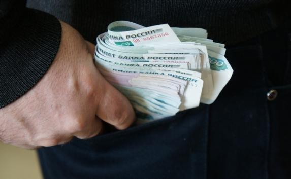 Севастопольский чиновник пойдет под суд за миллионную взятку