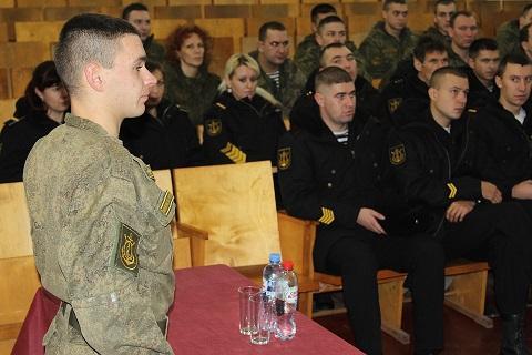 В Севастополе военного уволили за курение марихуаны (фото)