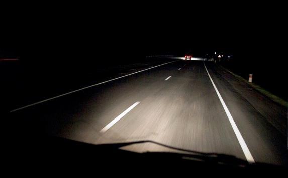 Водителей заставят надевать светоотражающие элементы ночью