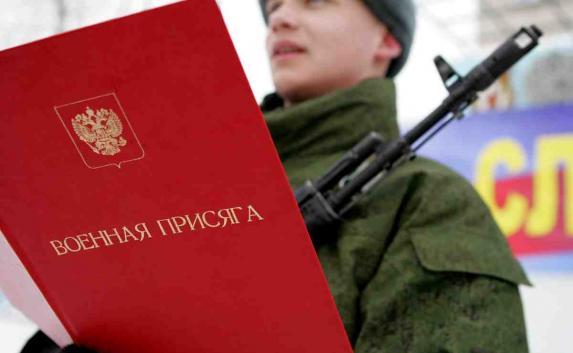 2,5 тысячи крымчан вступили в ряды  российской армии в 2017 году