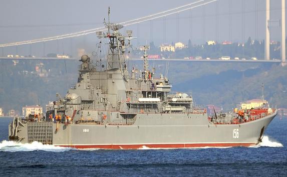 Поврежденный корабль «Ямал» вернулся на ремонт в Севастополь