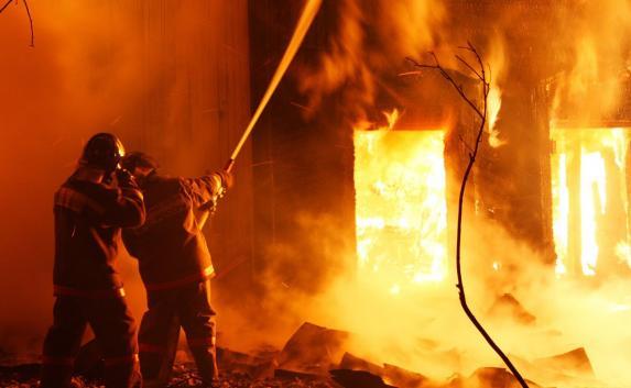 На пожаре в Ялте не успели спасти пожилую женщину