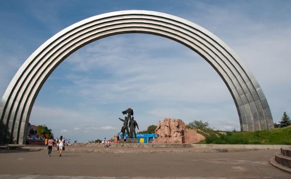 Украинский министр предложил отправить «Арку дружбы» на металлолом