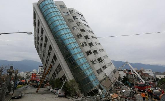 Землетрясение в Тайване и Tesla в космосе: новости мира (фото, видео)