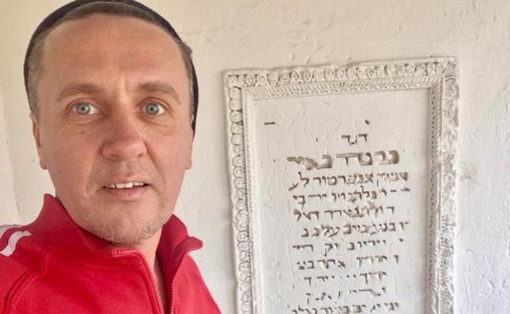 Осуждённый за смерть посетителей, дизайнер BarFly сбежал в Израиль
