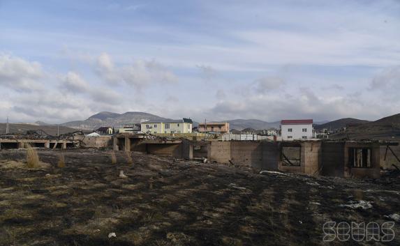 Под Судаком дотла сгорел недостроенный гостиничный комплекс за 26 миллионов (фото)