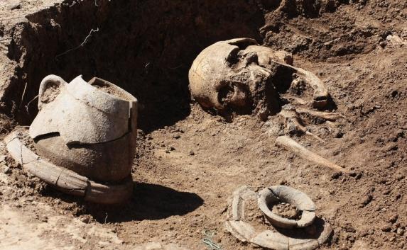 Скифская курильница, найденная на раскопках «Тавриды», поразила археологов