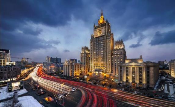 23 британских дипломата получили статус нон-гранта в России