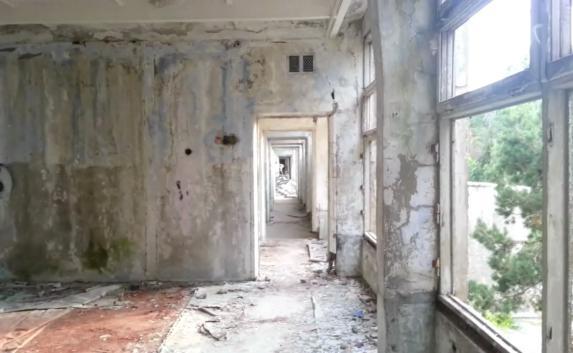 Недобросовестные подрядчики сорвали строительство 15 детских садов в Крыму