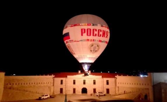 Аэростат «Россия» прилетит в Керчь 6 мая (программа)