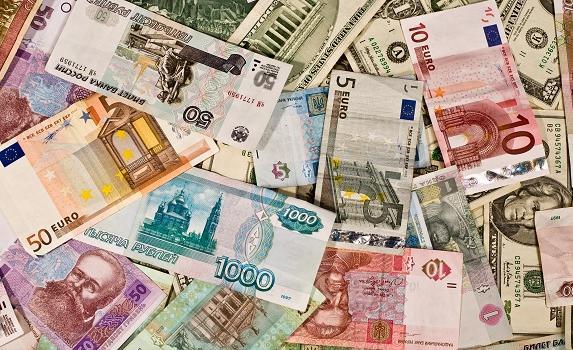 Симферопольцы заработали 10 млн рублей на обмене валюты в «заброшке»