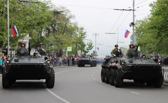 В Севастополе состоялась генеральная репетиция парада Победы (фото)