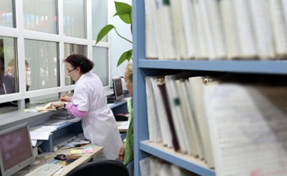 Аксёнов приказал крымскому Минздраву избавиться от талонов к врачам