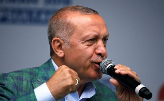 Перевыборы Эрдогана и запрет на спасение утопающих: новости мира (фото, видео)
