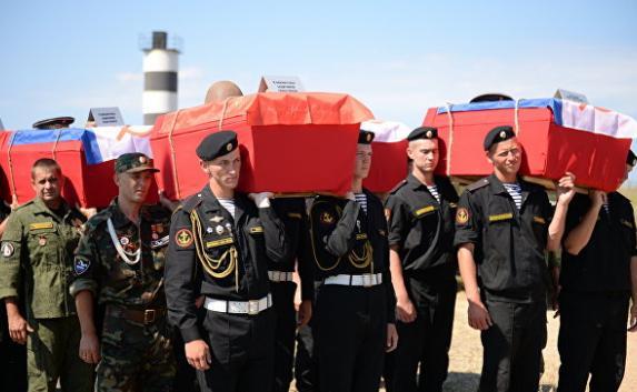 В Севастополе перезахоронили останки защитников города (фото)