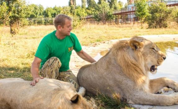 Хозяин крымского парка львов готовится эмигрировать в Португалию