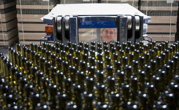 Розлив продолжится: в Крыму восстановили поставки бутылок для вина